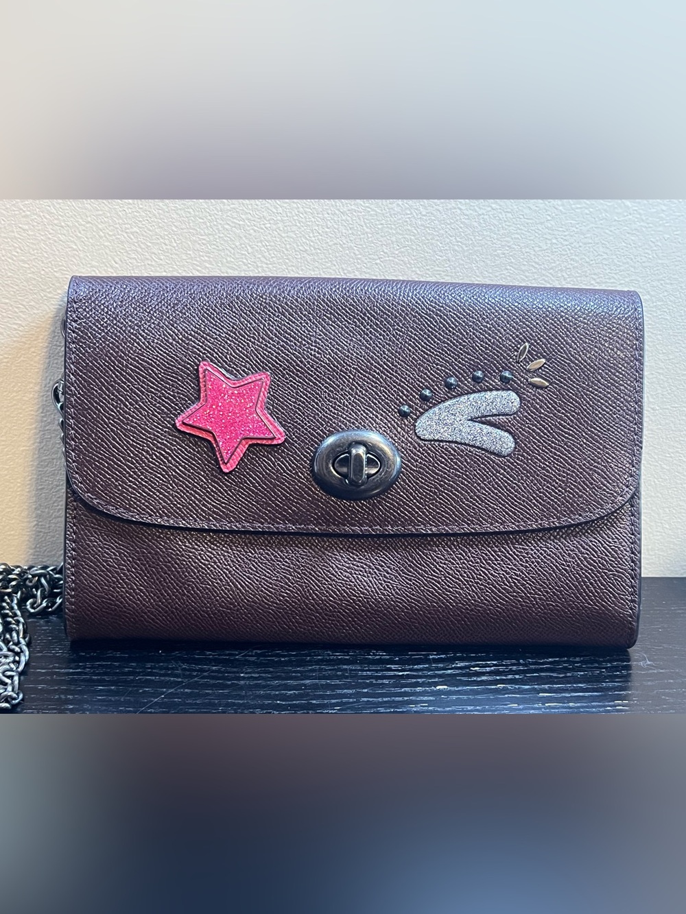 CoachF22768 Bear Chain Turnlock Crossbody Purse Oxblood Leather Shoulder Bag